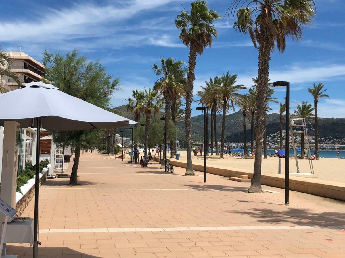 Appartement Plage Salata Rosas Esterno foto