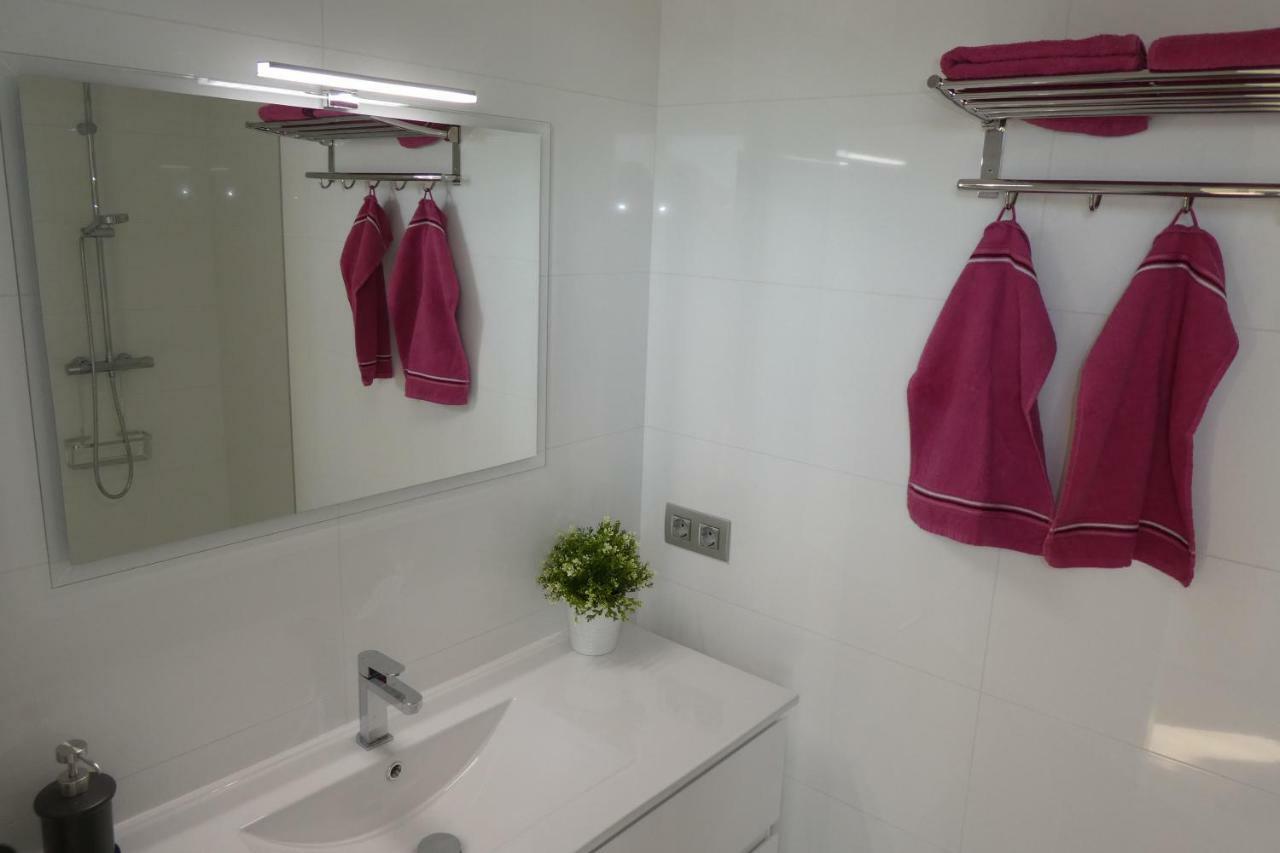 Appartement Plage Salata Rosas Esterno foto