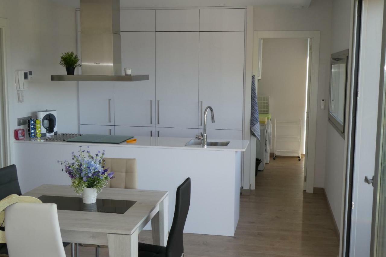 Appartement Plage Salata Rosas Esterno foto